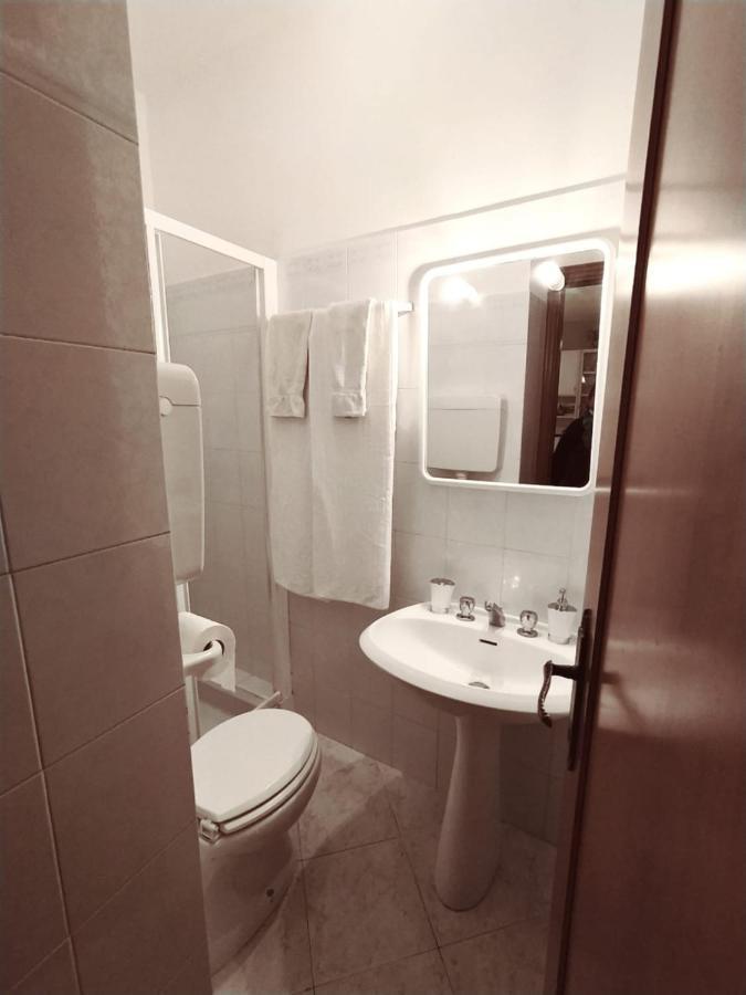 A Due Passi Dal Mare Hotell Moneglia Exteriör bild